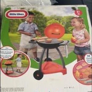 New in Box little tykes sizzle and serve grill